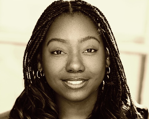 MYA LYNAE headshot